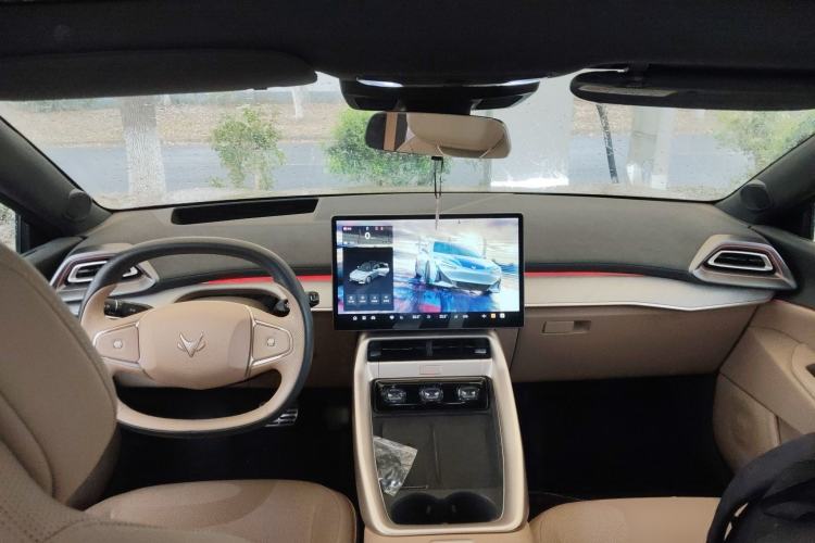 Used ARCFOX Alpha S5 2024 708MAX 200kW Center Console