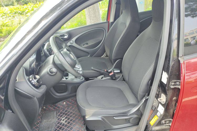 Used smart forfour 2016 1.0L 52 kW Passion Edition