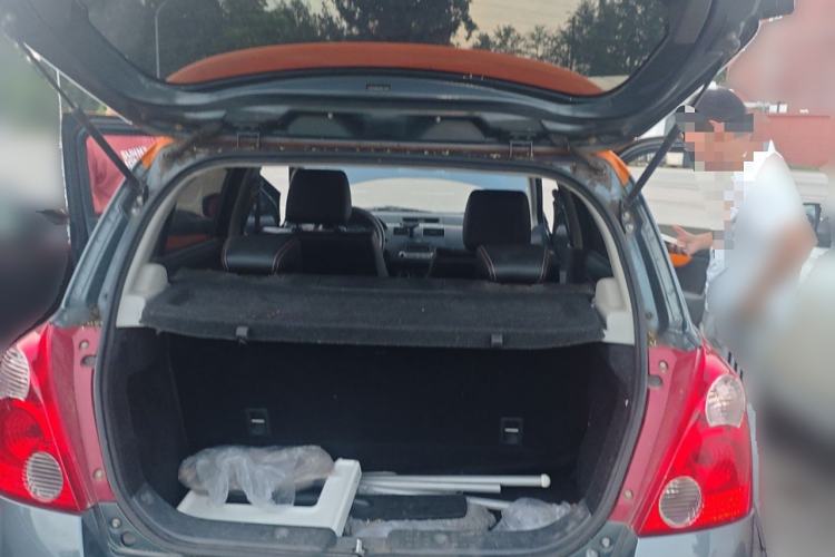 Used Suzuki Swift 2016 1.5L Manual Fashion Edition Cool Play Version
