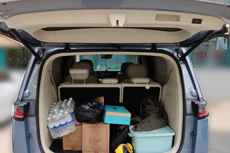 Used VOYAH Dream 2022 Low-Carbon Edition Dream+ Smart Enjoyment Package Trunk