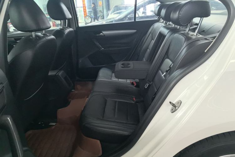 Used Volkswagen Lavida 2013 Revised Version 1.4 TSI DSG Comfort Edition
