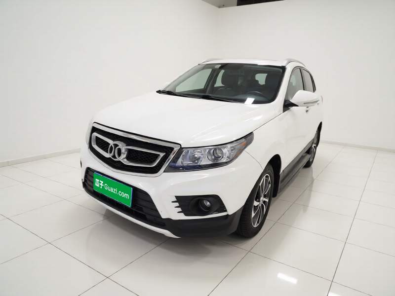 Used BAIC Senova X55 2016 1.5T Manual Elite Edition — 1
