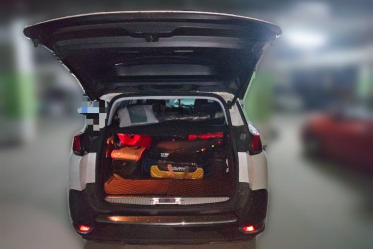 Used Peugeot 5008 2017 380THP 7-Seater Boundary-Free Edition Trunk