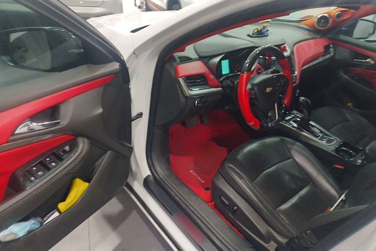 Used Chevrolet Malibu 2017 1.5T Automatic Luxury Edition Driver Seat