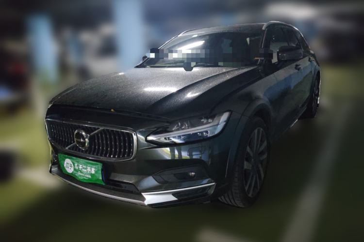 Used Volvo V90 2021 Cross Country B5 AWD Prestige Edition