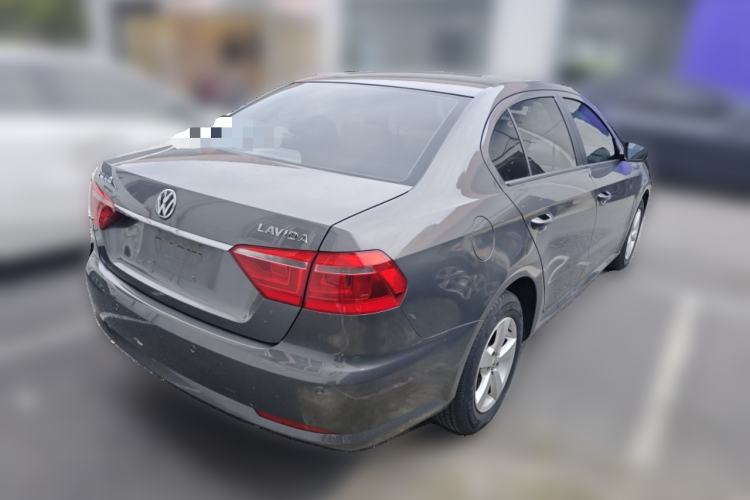 Used Volkswagen Lavida 2013 Revised Classic 1.6L Automatic Fashion Edition