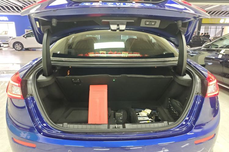 Used Maserati Ghibli 2017 3.0T Standard Edition Trunk