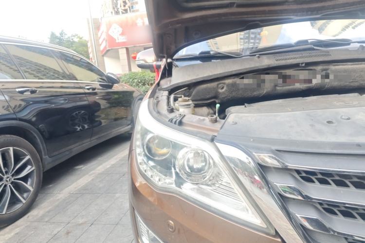 Used Baojun 560 2015 1.8L manual luxury version