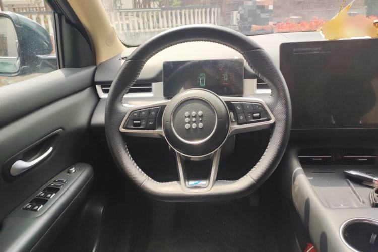 Used Landian E5 PLUS 2025 165 km Long-Range Version PLUS 7-Seater