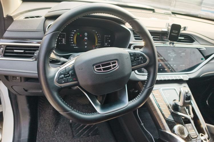 Used Geely Auto Emgrand X7 Sport 2020 1.5TD Automatic Smart Connect PRO Steering Wheel