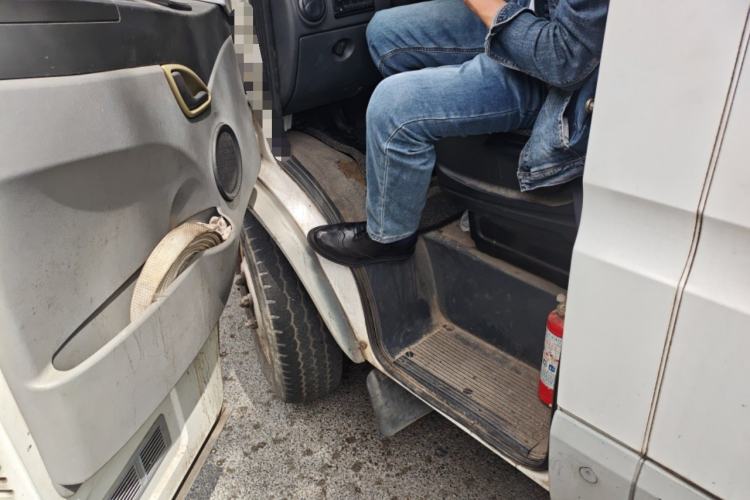 Used Iveco Power Daily 2013 2.8T-A32 Express Version Driver Seat