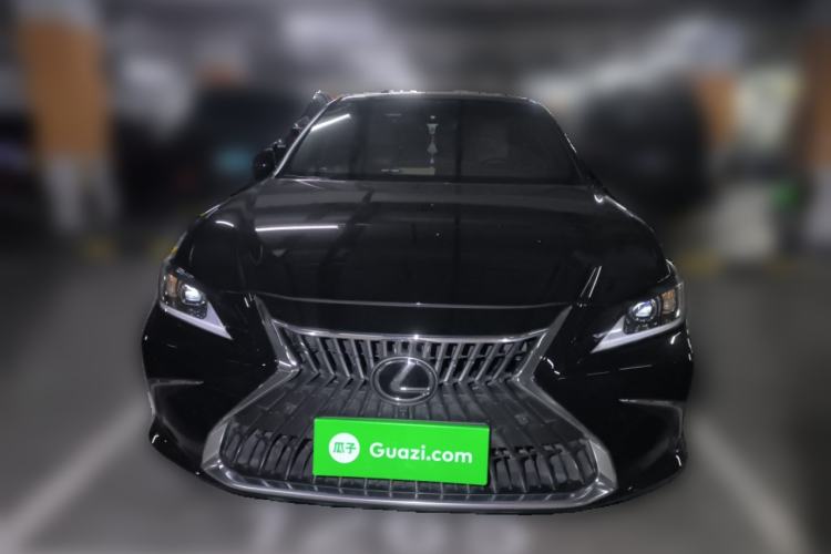 Used Lexus ES 2023 200 Excellence Edition