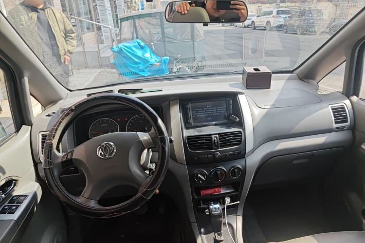 Used Dongfeng Shuaike 2012 2.0L Automatic Flagship 7-Seater
