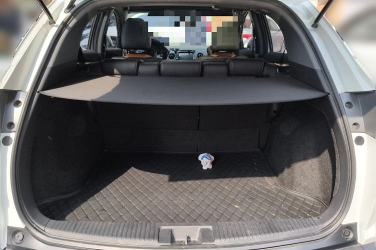 Used Honda XR-V 2015 1.8L EXi CVT Comfort Version Trunk