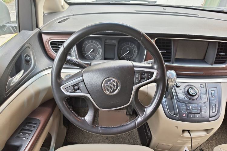 Used Buick GL8 2018 28T Luxury Model China VI Standard