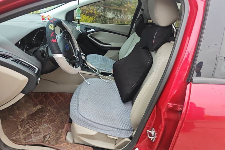 Used Ford Focus 2015 Sedan 1.6L Automatic Trend Model
