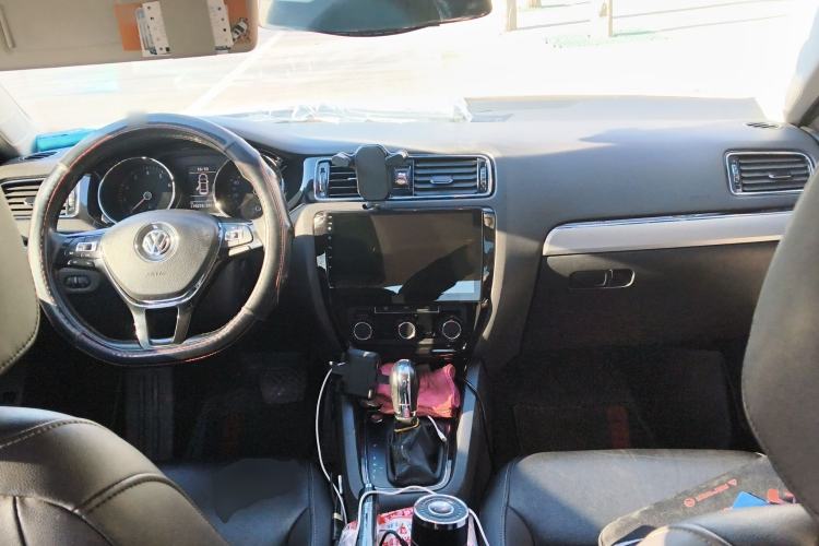 Used Volkswagen Sagitar 2018 280TSI DSG Comfort Model
