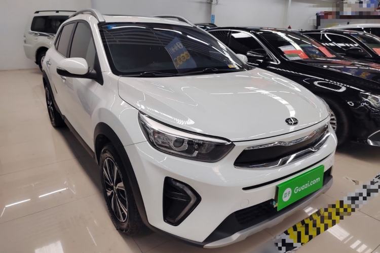 Used Kia kx1 Stonic 2019 1.4L Automatic Fun Edition China VI Front Right 45 Deg