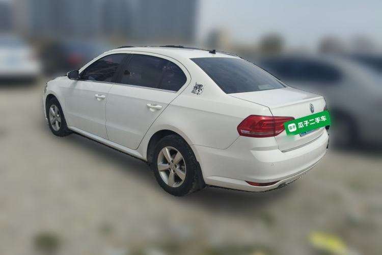 Used Volkswagen Lavida 2015 1.6L Manual Fashion Edition Rear Left 45 Deg