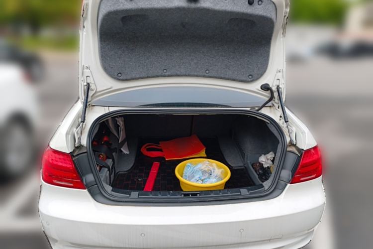 Used BMW 3 Series 2011 320i Coupe Trunk