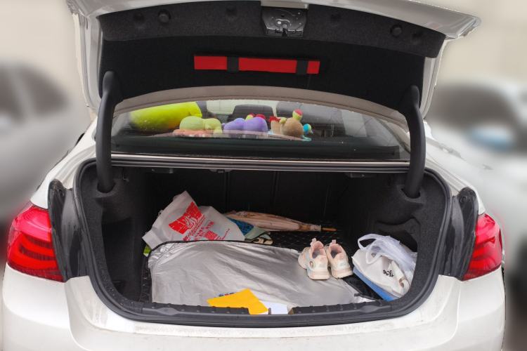 Used BMW 3 Series 2018 320Li Fashion Model Trunk