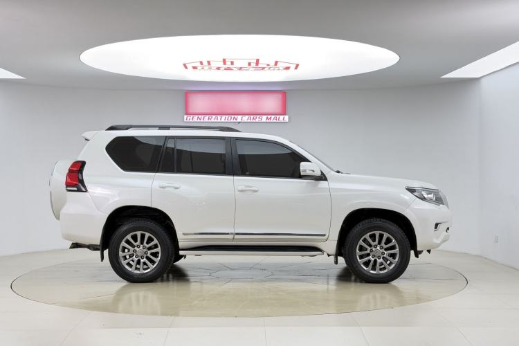 Used Toyota Prado 2018 3.5L Automatic TX-L with Rear-Mounted Spare Tire
