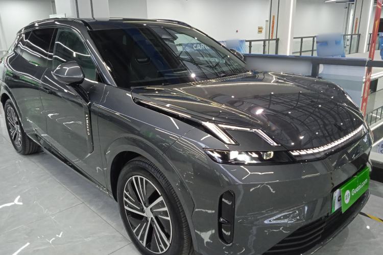 Used Lynk & Co 08 EM-P 2025 120km Long-Range Halo