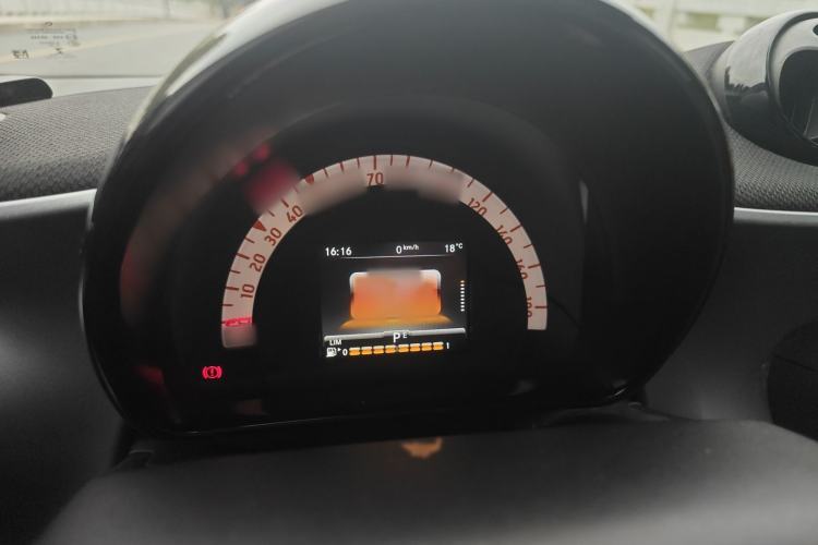 Used smart fortwo 2017 1.0L 52kW New Sound Special Edition China V Emission Standard