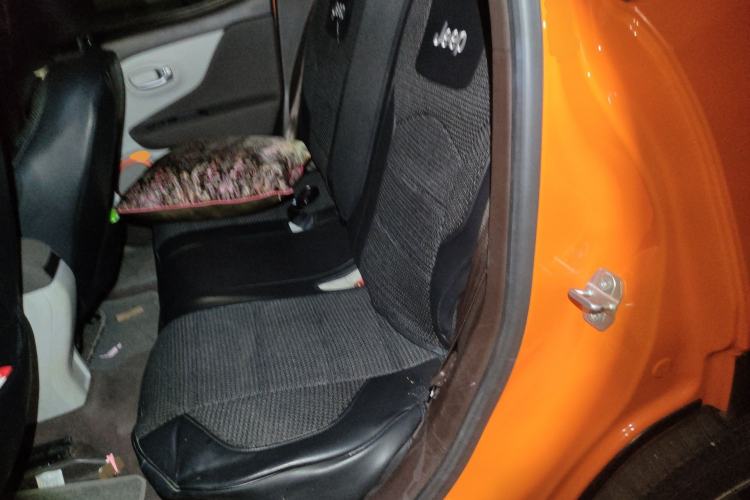 Used Jeep Renegade 2016 1.4T Automatic High-Energy Version Left Rear Seat