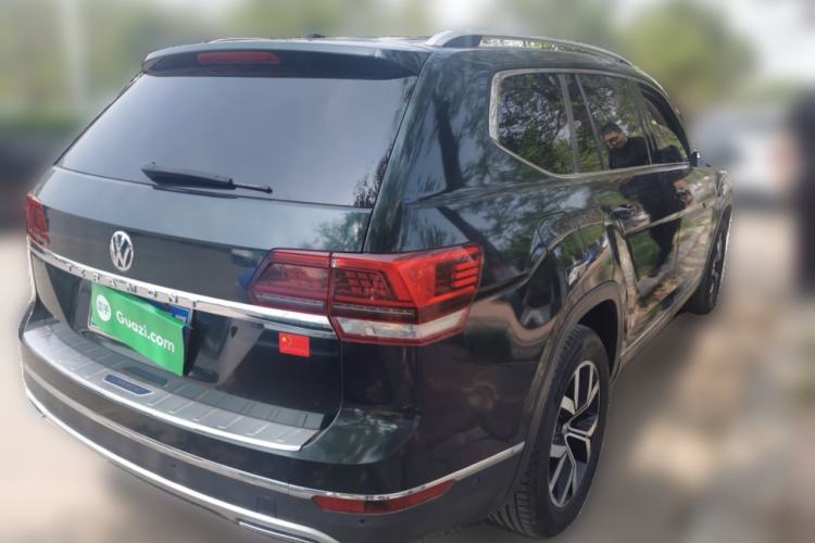 Used Volkswagen Teramont 2017 330TSI Two-Wheel-Drive Luxury Edition Rear Right 45 Deg