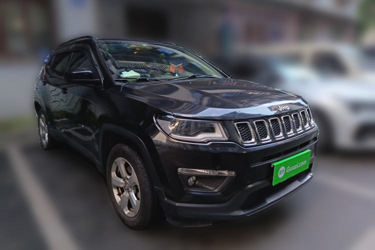 Used Jeep Compass 2017 200T Automatic Family Edition Front Right 45 Deg