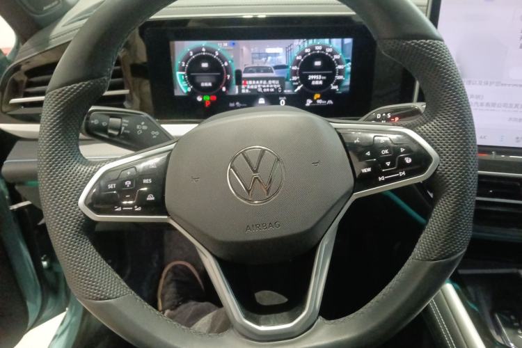 Used Volkswagen Passat 2025 Pro 380TSI Starry Dragon Luxury Edition