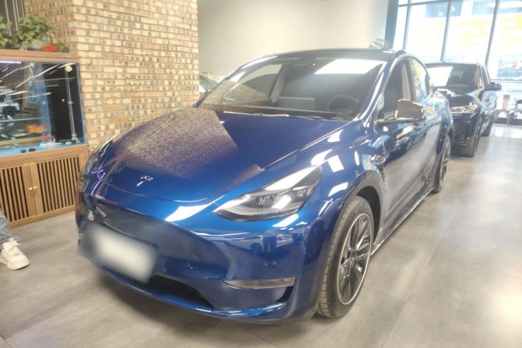 Used Tesla Model Y 2021 Long-Range All-Wheel-Drive Version 3D7