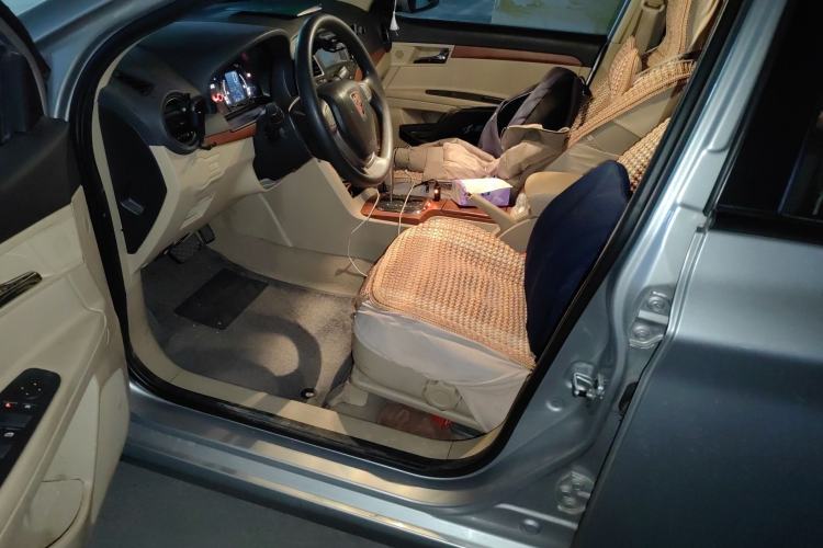 Used Roewe 350 2013 350C 1.5L Automatic Xunyue Edition