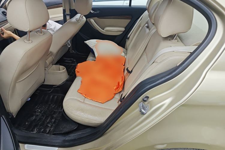 Used Volkswagen Lavida 2011 1.6L Automatic Pinxuan Edition Left Rear Seat