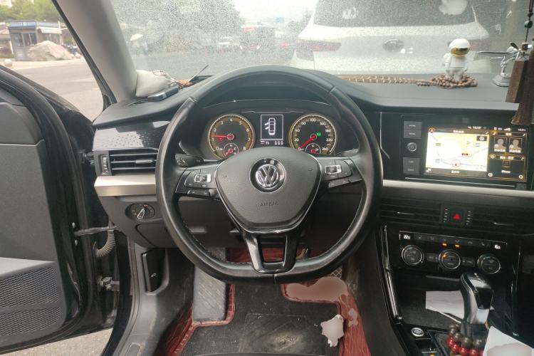 Used Volkswagen Passat 2019 330TSI Elite Edition China VI
