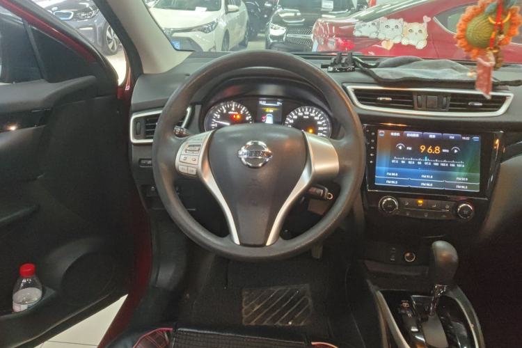 Used Nissan Qashqai 2016 2.0L CVT Elite Edition Steering Wheel