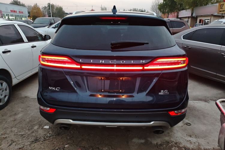 Used Lincoln MKC 2014 2.0T Two-Wheel-Drive Luxury Edition
