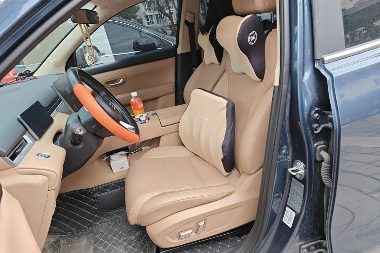 Used Landian E5 PLUS 2025 165 km Long-Range Version PLUS 7-Seater Left Front Seat