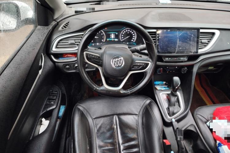 Used Buick GT 2018 18T Automatic Elite Model Steering Wheel