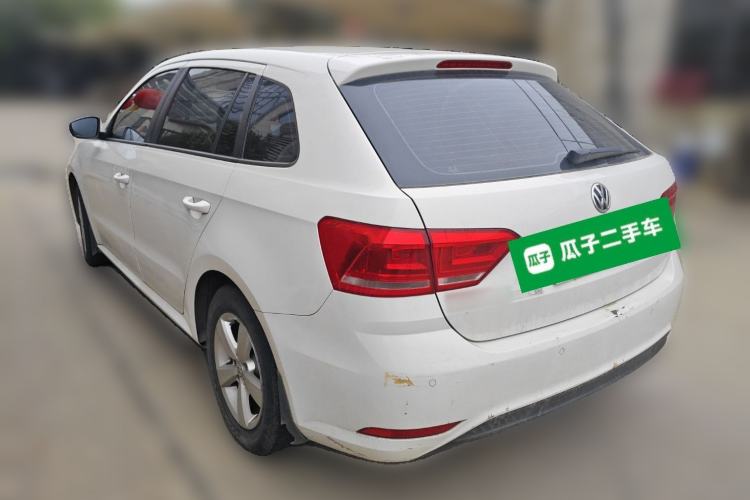 Used Volkswagen Gran Lavida 2015 1.6L Manual Fashion Edition
