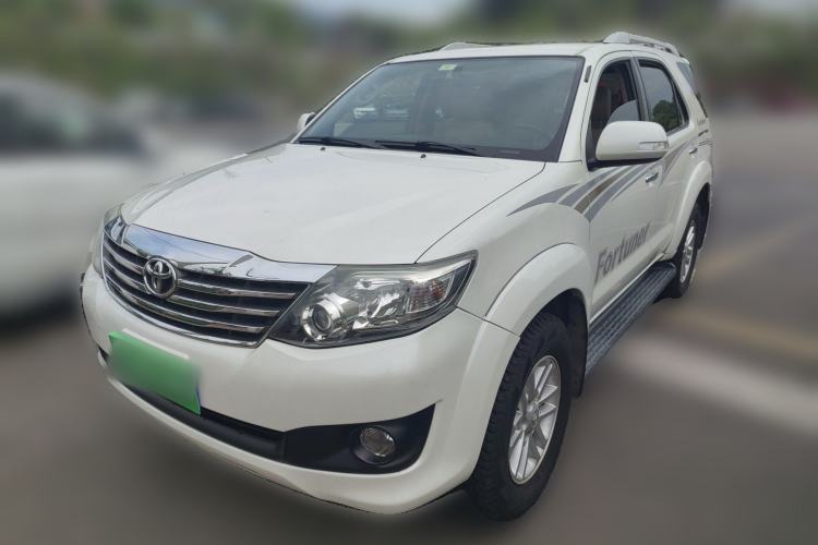 Used Toyota Fortuner 2015 2.7L Standard Edition