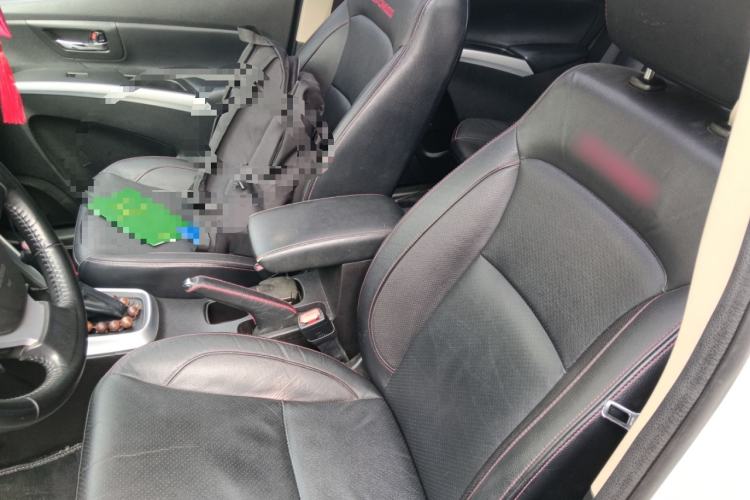 Used Suzuki S-Cross 2014 1.6L CVT Two-Wheel Drive Elite Version
