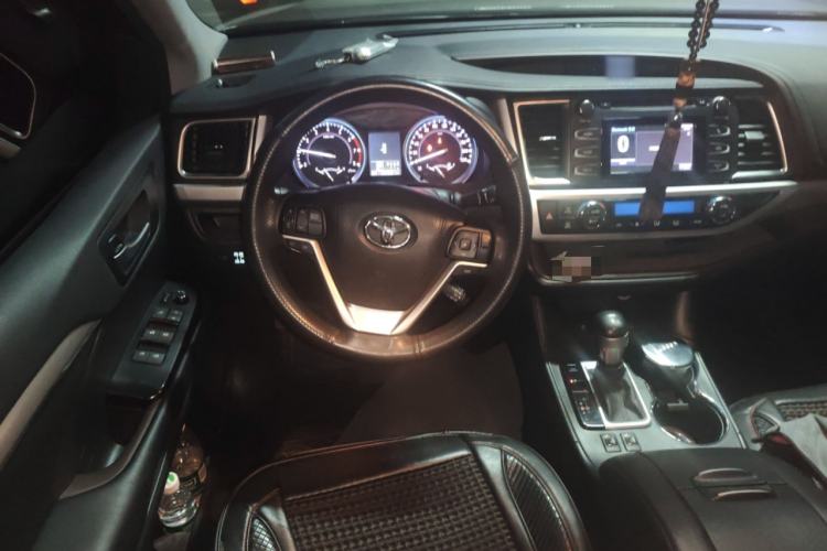 Used Toyota Highlander 2015 2.0T Four-Wheel Drive Luxury Edition 7-Seater