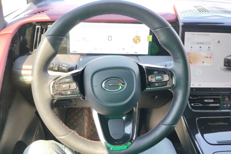 Used GAC Trumpchi M8 2023 Zongshi Series Dual-Motor Flagship Edition Steering Wheel