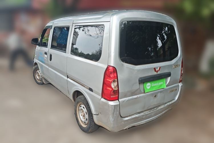 Used Wuling Rongguang 2011 1.2L Base Version
