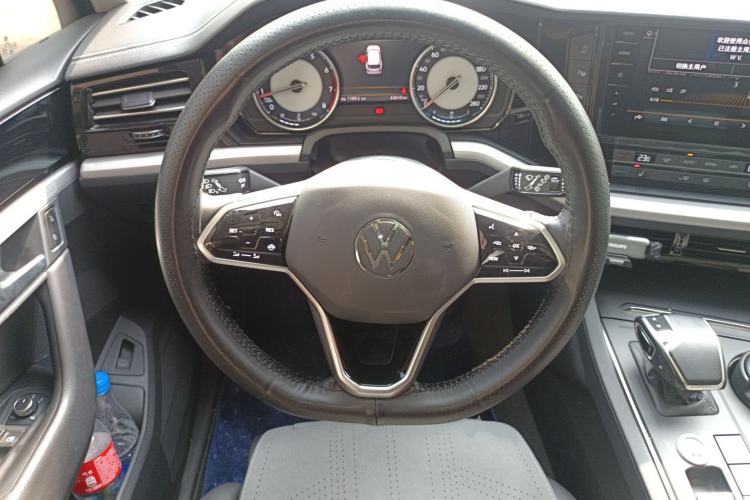 Used Volkswagen Touareg 2022 2.0 TSI Flagship Special Edition Steering Wheel