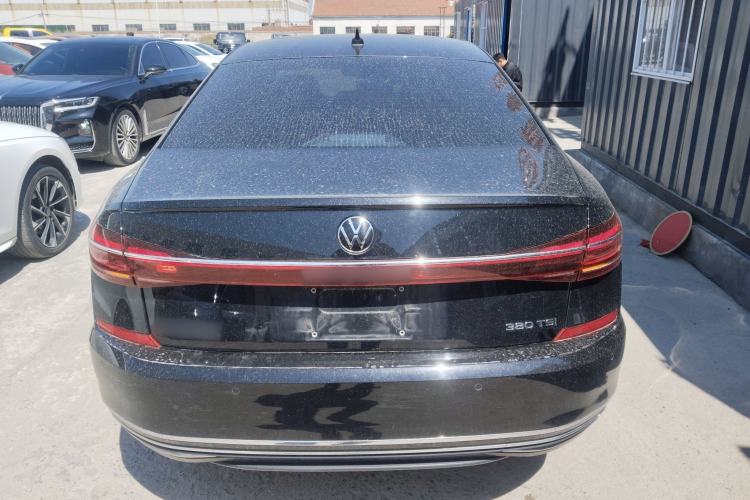Used Volkswagen Passat 2024 380TSI Dragon Glory Edition
