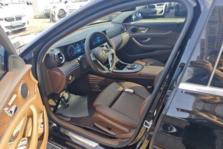 Used Mercedes-Benz E-Class New Energy 2022 Restyled E 350 e L Plug-in Hybrid Sports Sedan