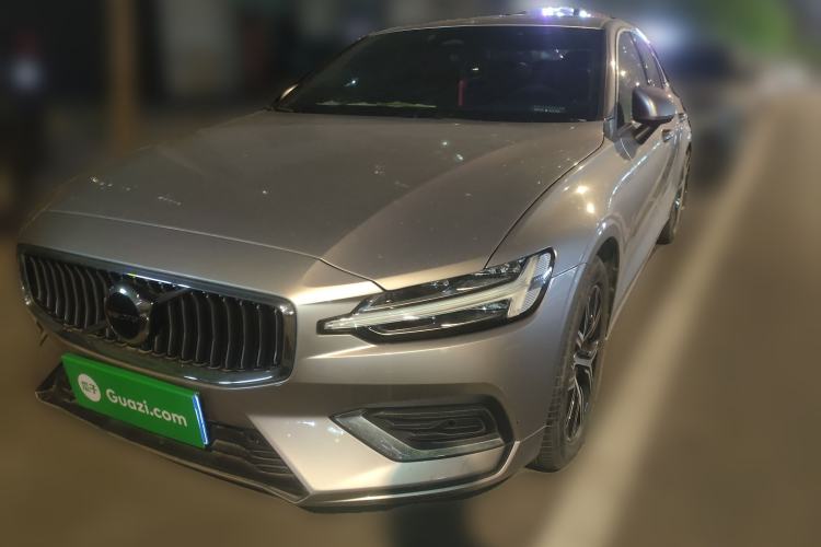 Used Volvo S60 2023 B4 Zhiyi Luxury Edition